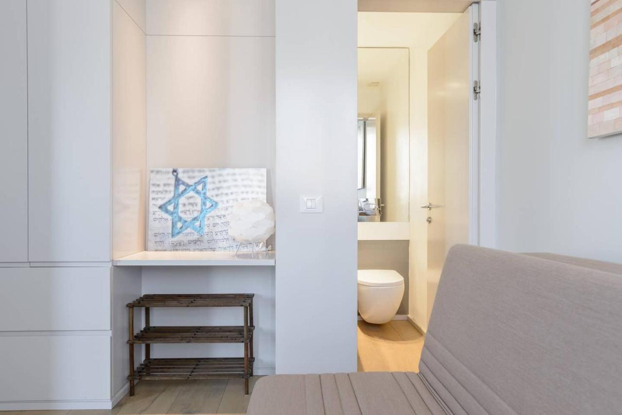 Italian Design Apartment In Rotchild /Habima เทลอาวีฟ ภายนอก รูปภาพ